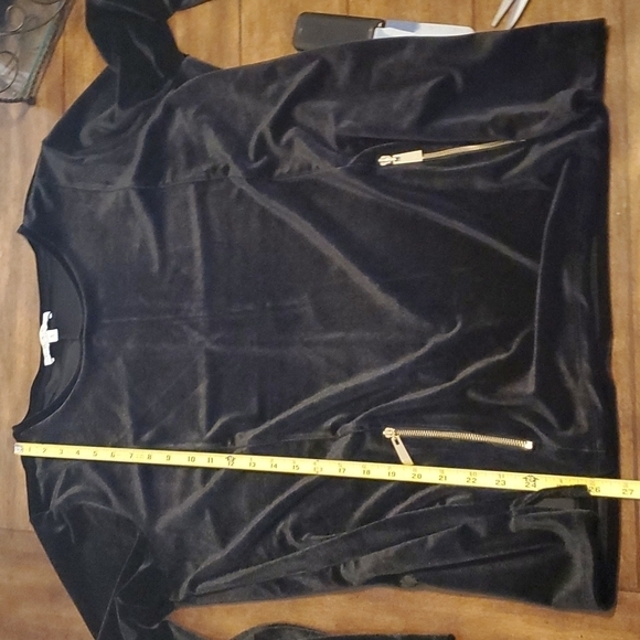 NWT Chaus New York Suede Velvet Top Zipper accent  💕 - Picture 11 of 11